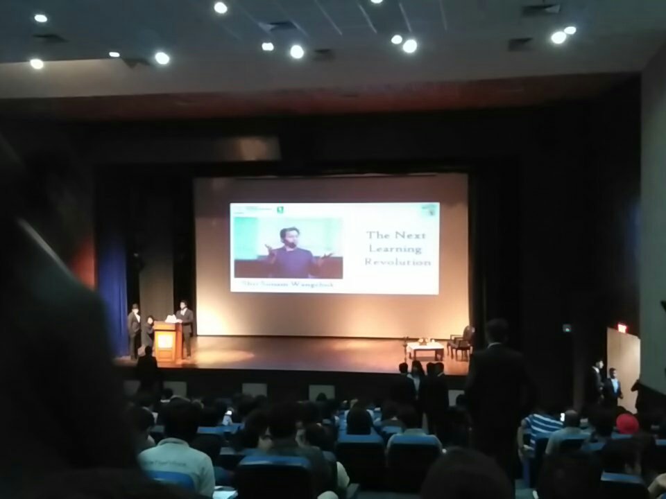 iamjayrajani's tweet photo. And now waiting for one of the finest speaker.. Sonam Wangchuk aka Funsuk Wangdu..
#SonamWangchukAtIMT #IMTime #IMTired #MBAlearnings https://t.co/Sm08lbltML
