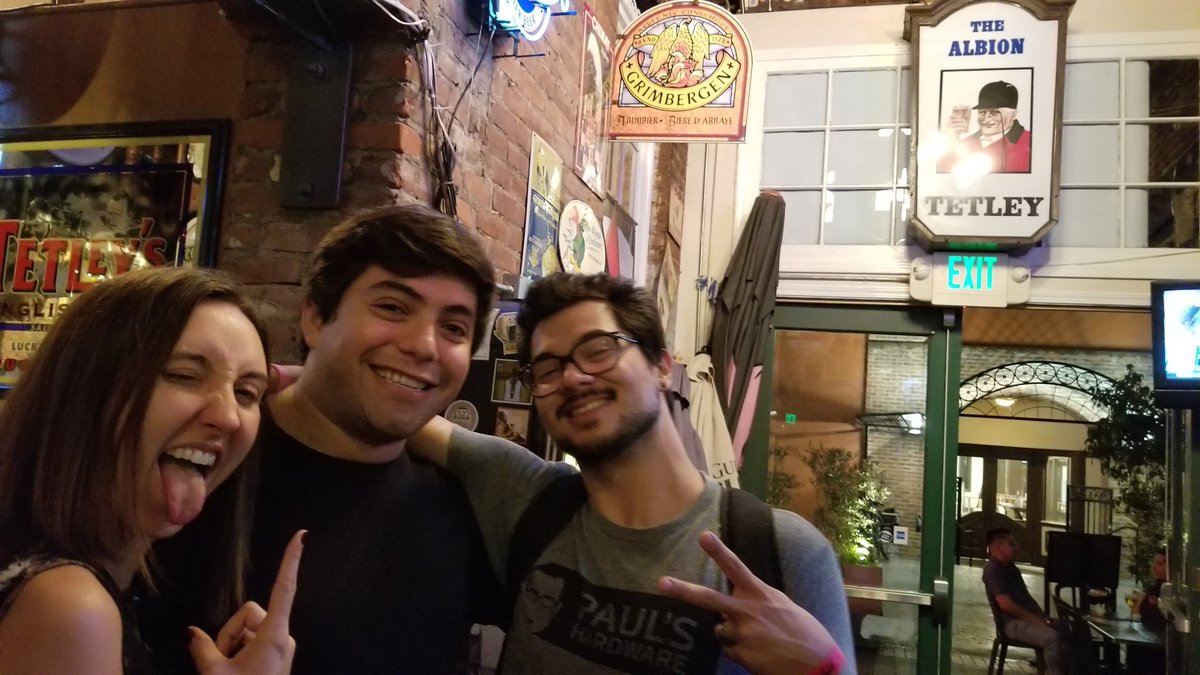 Javijsf's tweet photo. Met these lovely famous people who are the best!
Keep doing what you do! 
#personalinspiration #mademyday #idols @bitwitkyle @wifeysauce https://t.co/i5du8lxtNS