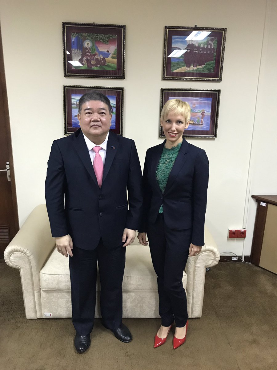 AmbJuditPach's tweet photo. Discussing sustainable economic growth & challenges in #ASEANEconomicCommunity w Dep.Sec.Gen Lim Hong Hin @ASEAN https://t.co/nEfZ1097uh