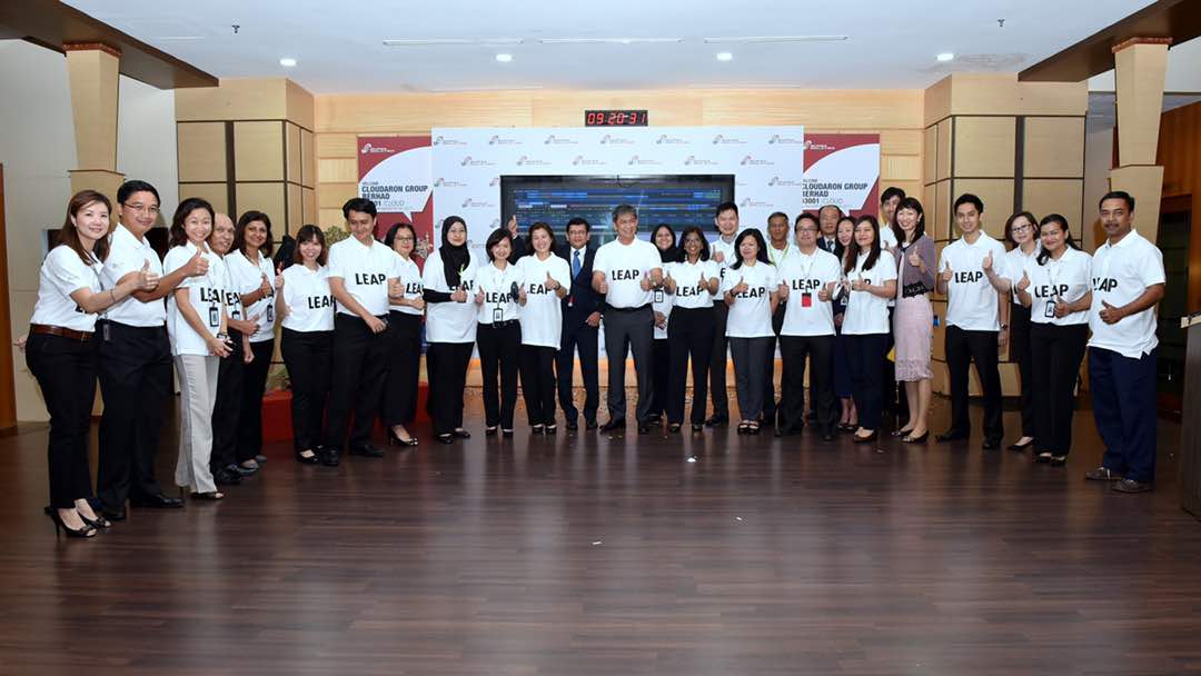 BursaMalaysia's tweet photo. Bursa Malaysia #LEAPMarket is live! Welcome Cloudaron (CLOUD: 03001) to the Bursa family #beBursa https://t.co/3kyQMtnBc3