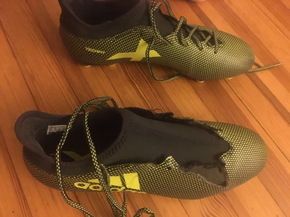 Dsaunds's tweet photo. Please send new 11.5s! @adidassoccer @adidas #brandnew #firstgame #maybeashirttoo? https://t.co/7lAM18qxyA