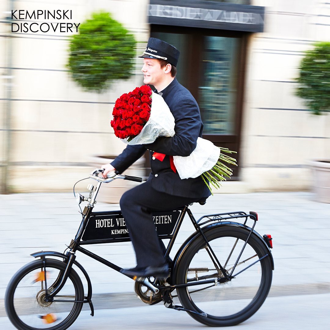 KempinskiBelek's tweet photo. Enjoy benefits such as upgrades, exclusive offers, butler and chef services with the redesigned #KEMPINSKIDISCOVERY: https://t.co/FanX50cnAn https://t.co/205h9r2ubt