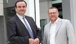 PackagingPortal's tweet photo. Take a look at our new feature - 'A #fosber first in Vienna' #Dunapack #corrugated #packaging
https://t.co/RzykSqv6E1 https://t.co/EcO1tanA2D