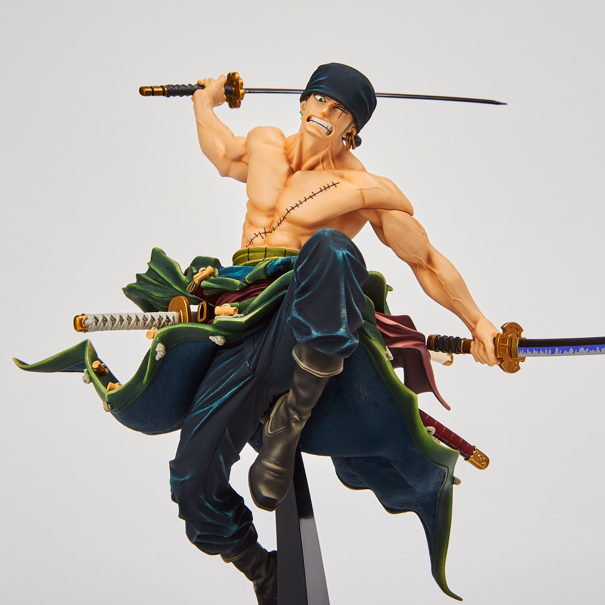 ONEPIECE ワンピース ゾロ マグバッジ J-WORLD アミューズメント一番くじ ワンピース BWFC 造形王頂上決戦3