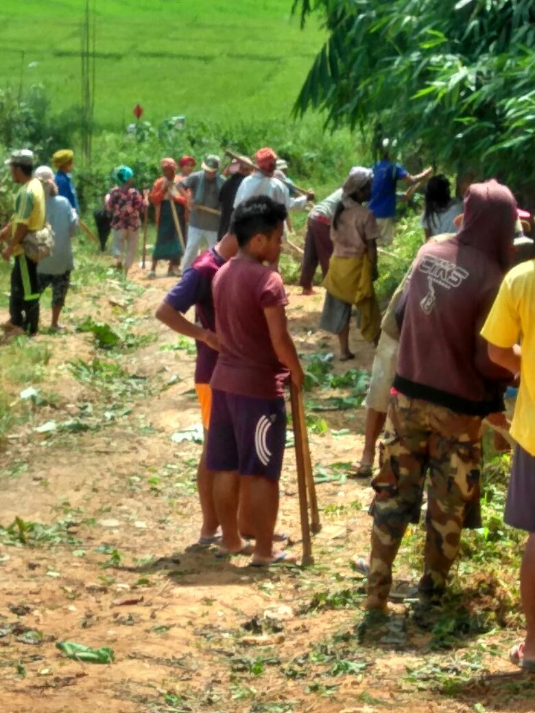 GinGangte's tweet photo. #GandhiJayanti: #BunglawnVillage in #CcpurDist joined the nation in observing #NationalCleanlinessDay #CleanManipur @NBirenSingh @AdminCcpur https://t.co/H10UxPDqg0