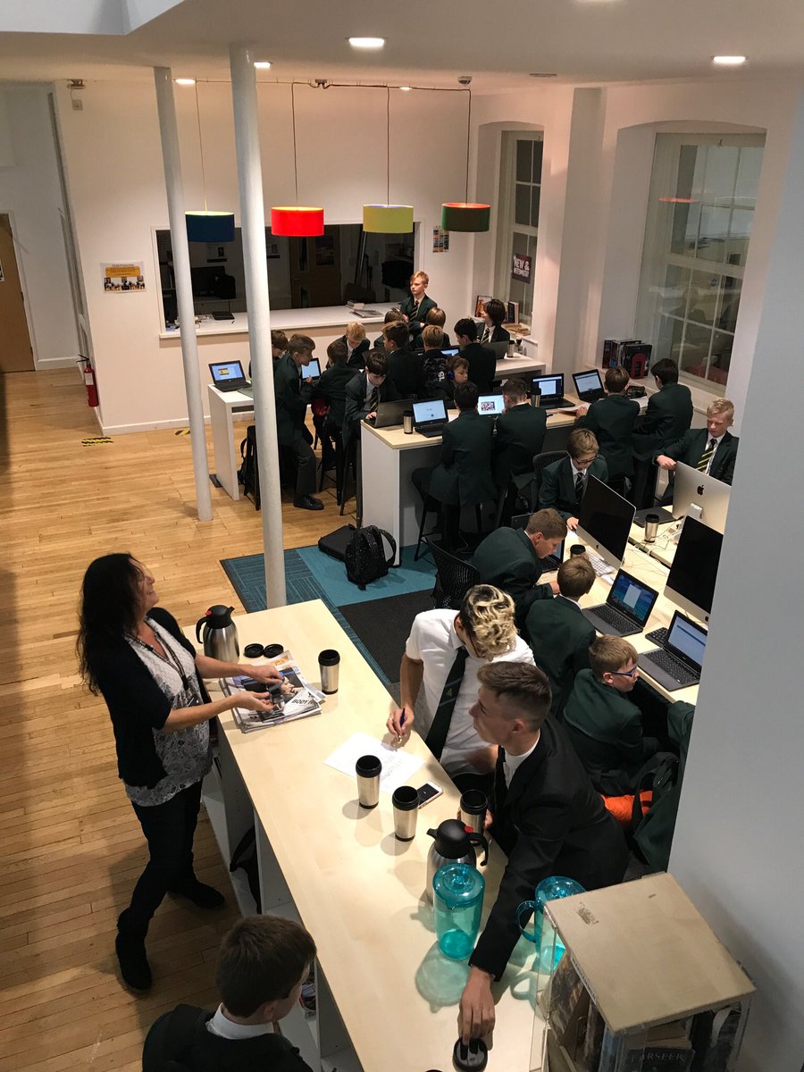 DHSBGetAhead's tweet photo. A fantastic evening at Get Ahead. Make sure you register on the link

https://t.co/w7DJifLxPA https://t.co/7KZGd5uY2v