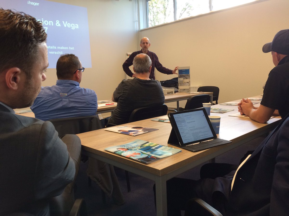 Ochtend info sessie bij <a href="/rexelnederland/">Rexel Nederland</a> Den Bosch over #coviva #vision #vega van @Hager_NL #teamhager gemist? Vanmiddag 2e kans in Eindhoven
