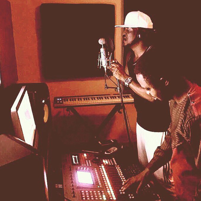 View image on Twitter