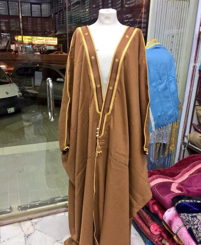 9fikra's tweet photo. في | @9fikra 
نقوم ببيـع جميع أنواع البشوت الملكية والشتوية مع التوصيل حتى باب البيت لجميع مناطق المملكة .✨
تتوفر لدينا جميع الألوان 🎨 https://t.co/1eSul89XOG