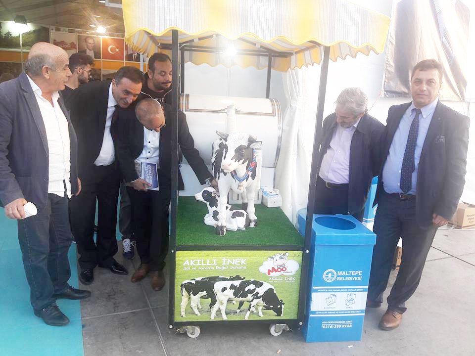 gazetetunaydin's tweet photo. Yazın ayran, kışın süt veren akıllı inek
https://t.co/gWIfswpcdx https://t.co/MUrAZHFjUr