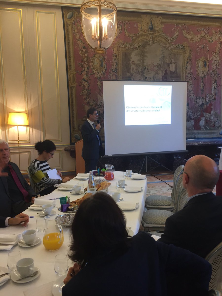 APBAHUON's tweet photo. #CCEF Matinale Évaluation Fonds Libéraux et structures libérales #INTERFIMO représenté par F #BRUNE et Me G #SAINTILAN Barreau de Paris https://t.co/Azss6hAiqB