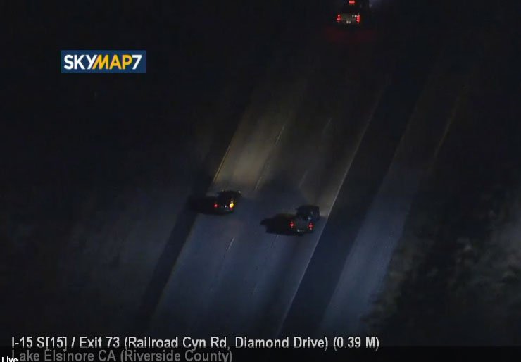 ABC7's tweet photo. #Chase suspect heading at 100 mph in light traffic southbound on 15 in Wildomar area https://t.co/CDKVaWLJl5 https://t.co/K05LnpHjd6