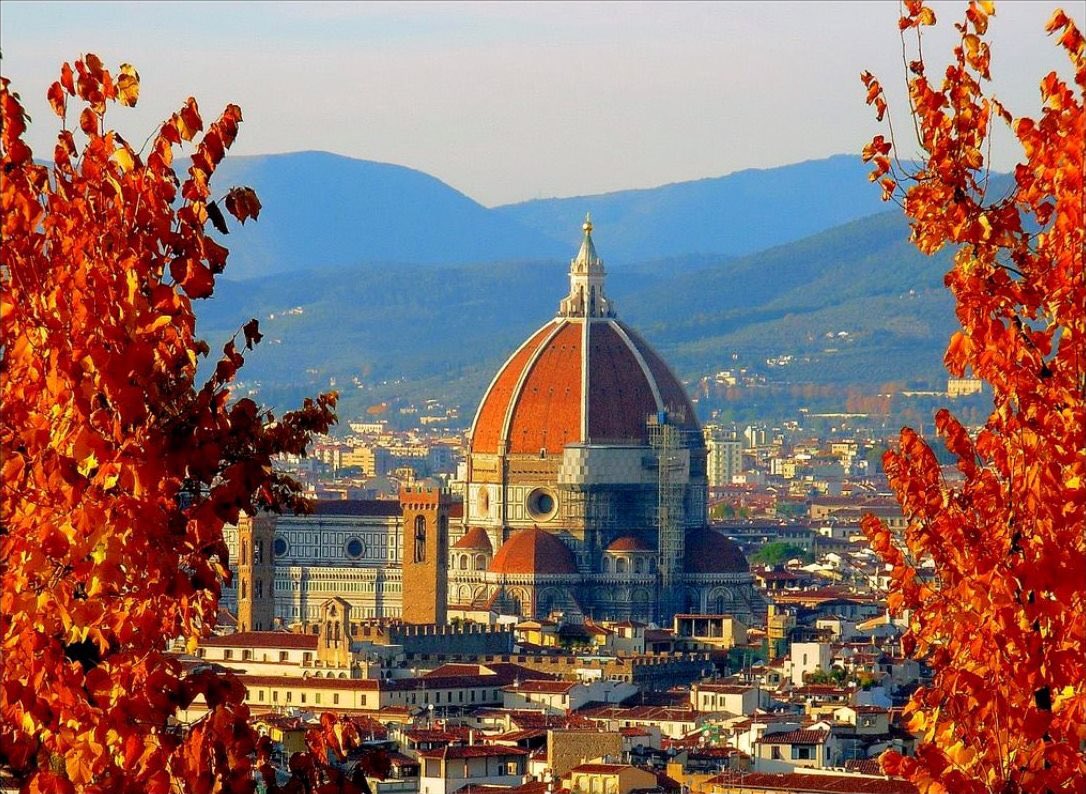 @VickyJa91175126 Good morning Vicky 🥀🍀☕️🌧 Beautiful Florence in Tuscany in autumn 🍂🥀🍂🌻🍂🌈🍀🥀