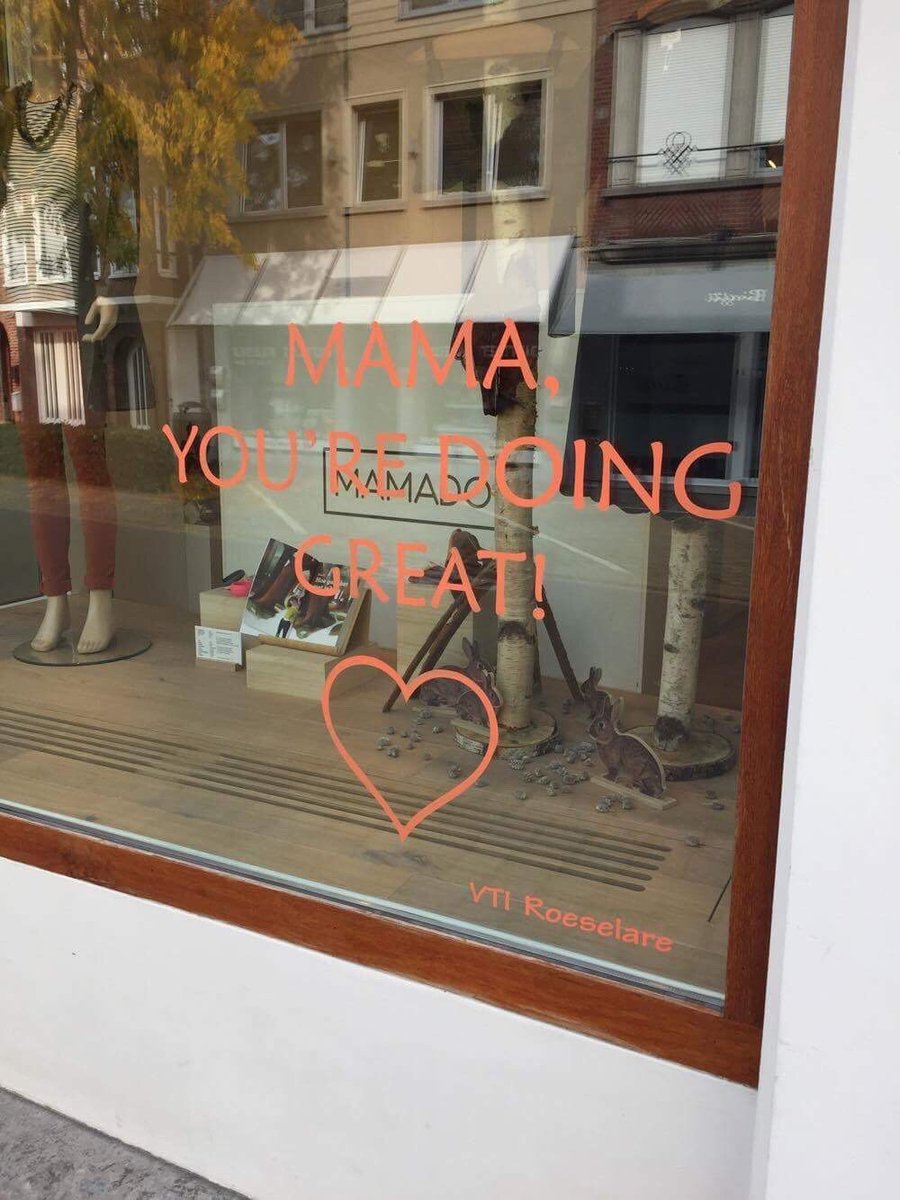 Stad_Roeselare's tweet photo. Er is precies iets gaande in Roeselare. Zag jij ook al spreuken? Deel gerust je foto’s met #samenveerkrachtig! https://t.co/yVoswnhtcq