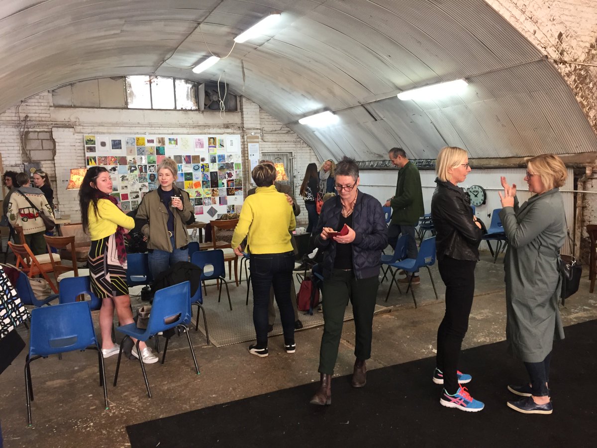 marionpiper's tweet photo. #PIYPAINTLOUNGE @sluice really enjoying the conversational vibe around painting ... last day today ! @paintbritain @PaintUnion https://t.co/KwNRlmaVNb