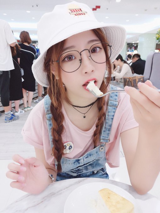 Twitterのコスプレ画像44