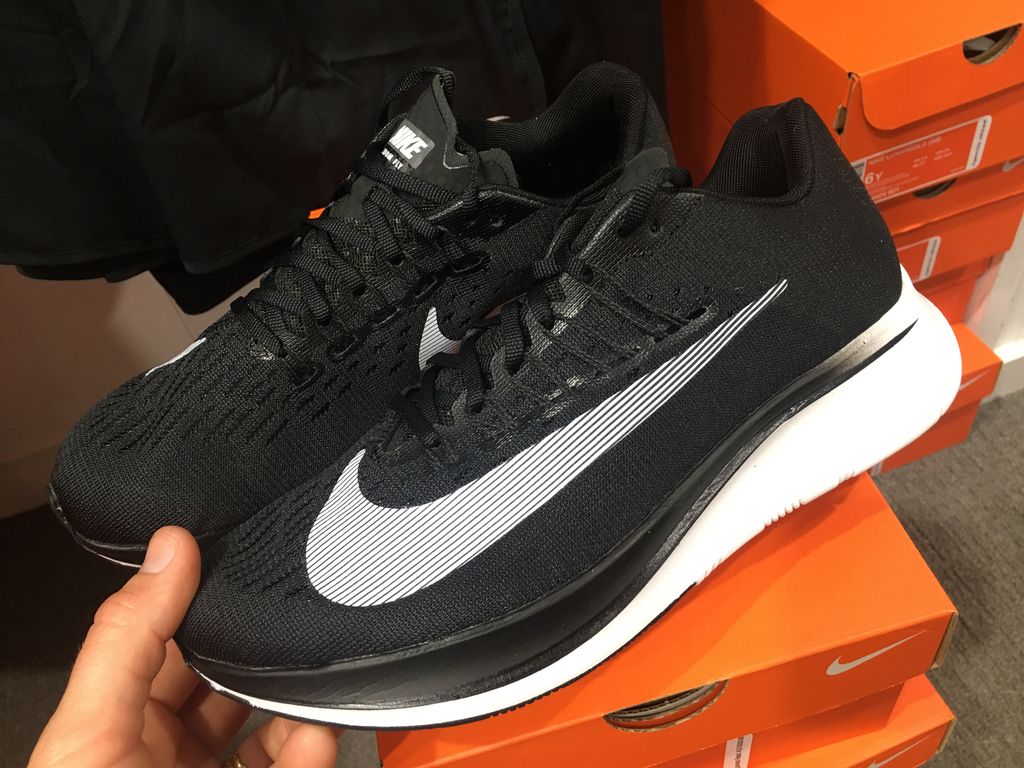 nike zoom fly 2017