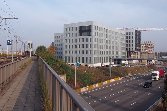 ChrisBrouwers1's tweet photo. RT @Bouwkroniek: Plannen voor #fietsostrade Antwerpen-Lier. #Ringfietspad
https://t.co/NzQVLlA8XC https://t.co/IhhKvt73nm