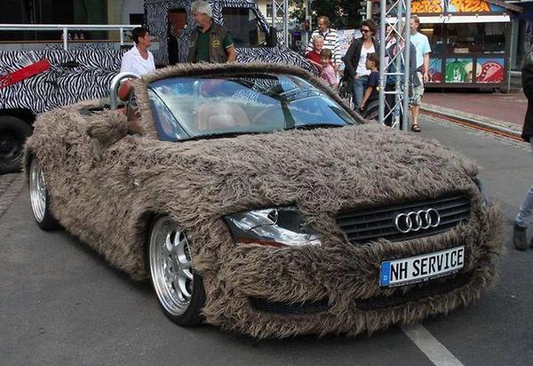 PPOllieS's tweet photo. Good Morning #TwitterCarClub - here is my offering for #TastelessTuesday https://t.co/YN8XmSlyJq