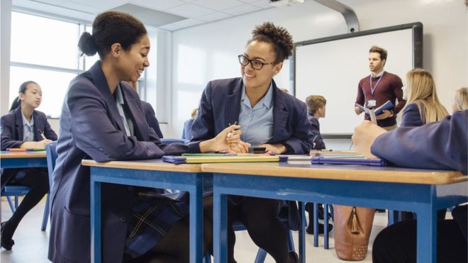 CRGSchools's tweet photo. School open days: Eight things to look for : https://t.co/SxtDn8wk6D #PTAUK #GeoffBarton #ASCL https://t.co/7P37l0Jcle