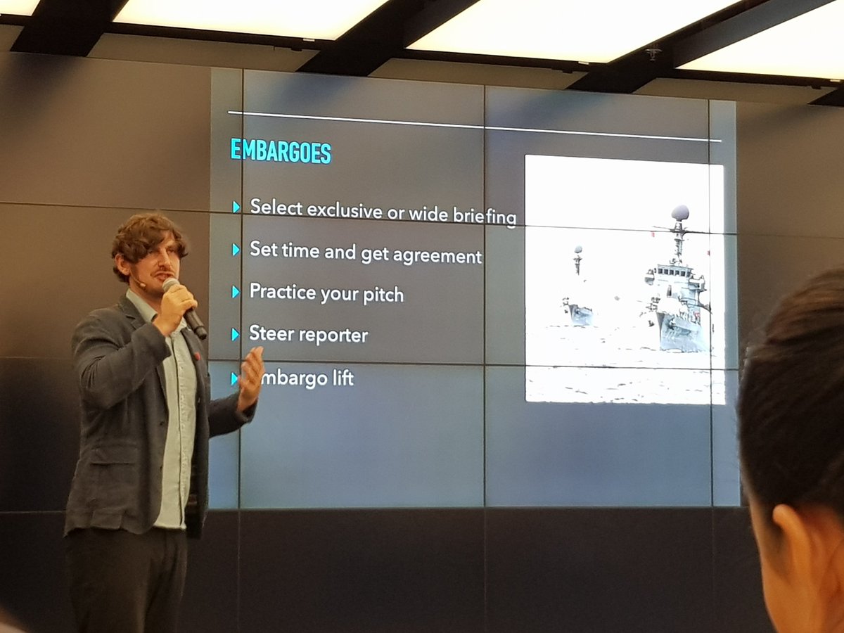 VarpEdu's tweet photo. Embargoes. @JoshConstine #dfa @DubaiFuture https://t.co/OcPOawSiHy