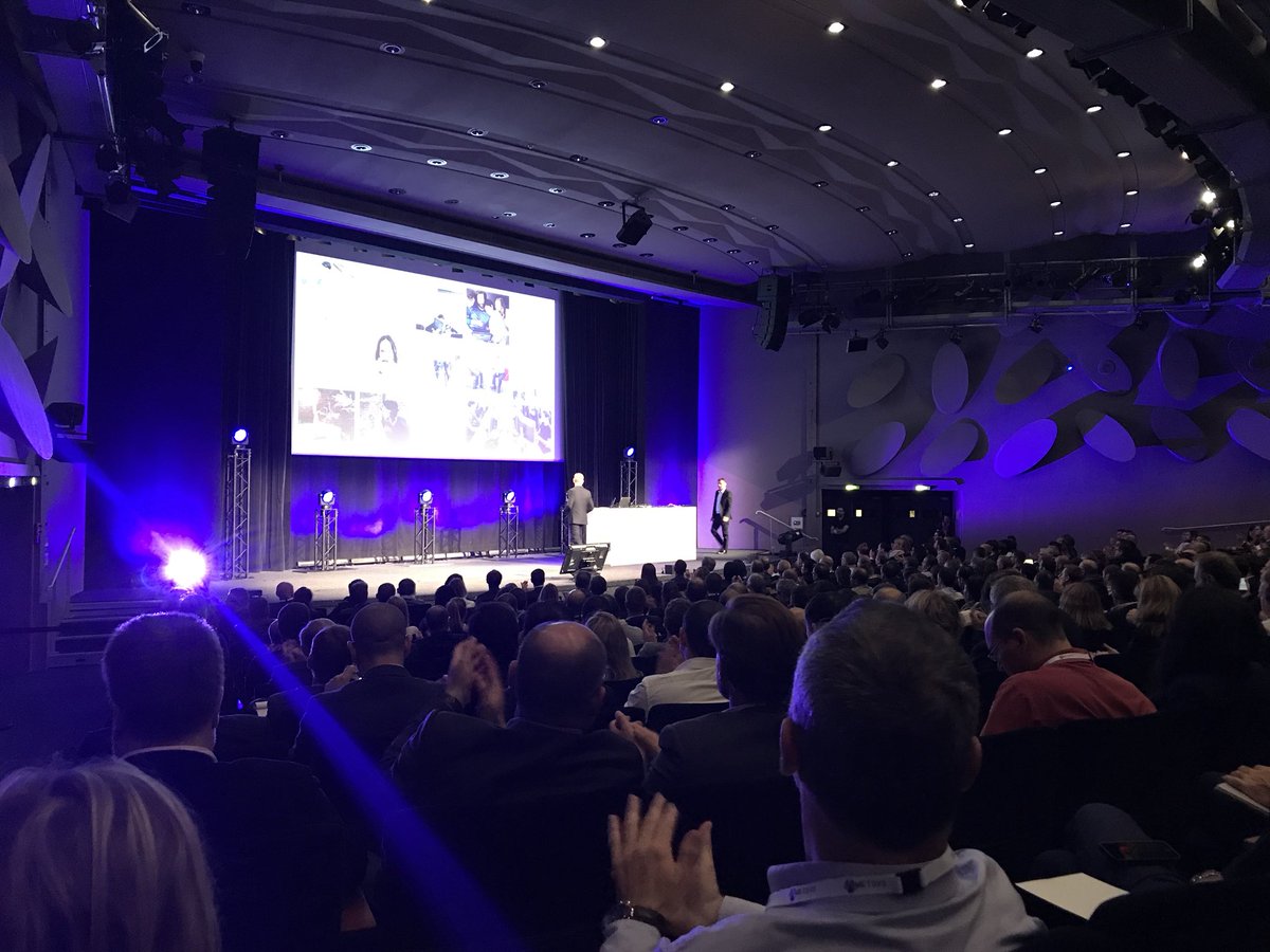 PFournier_PFR's tweet photo. #Experiences2017 #gfiinformatique venez nous rencontrer sur le stand 99 #erp #crm #Dynamics365 https://t.co/lsHvrtgtNA