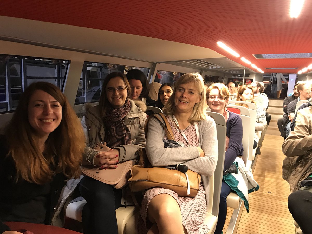 mreyesm's tweet photo. In the #IPPA2017 boat going to Murano andMurano with our #PediPath colleagues https://t.co/xvYt8FrNv3
