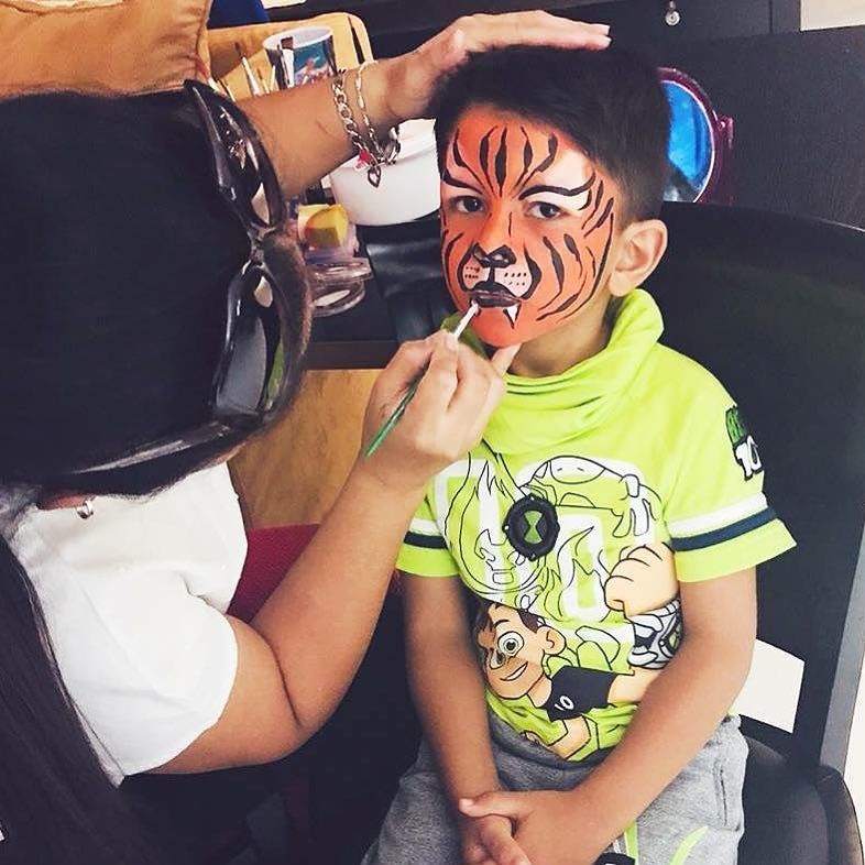 MDohaHotel's tweet photo. Don’t leave the kids at home! This Friday let them enjoy the new #KidsCorner at the #MDoha TrioFusion Brunch.
#Doh… https://t.co/i2ZXMj3pSE https://t.co/VNwoAuoCxY