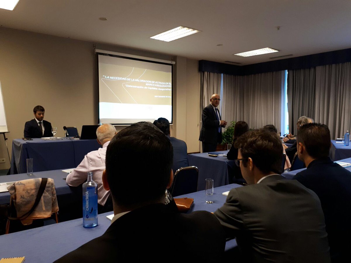 FundacionInade's tweet photo. Hoy toca curso taller en #Vigo sobre valoración de activos de la empresa y su repercusión en el contrato de seguro #AulaInade https://t.co/4Nz3w8ZEf0