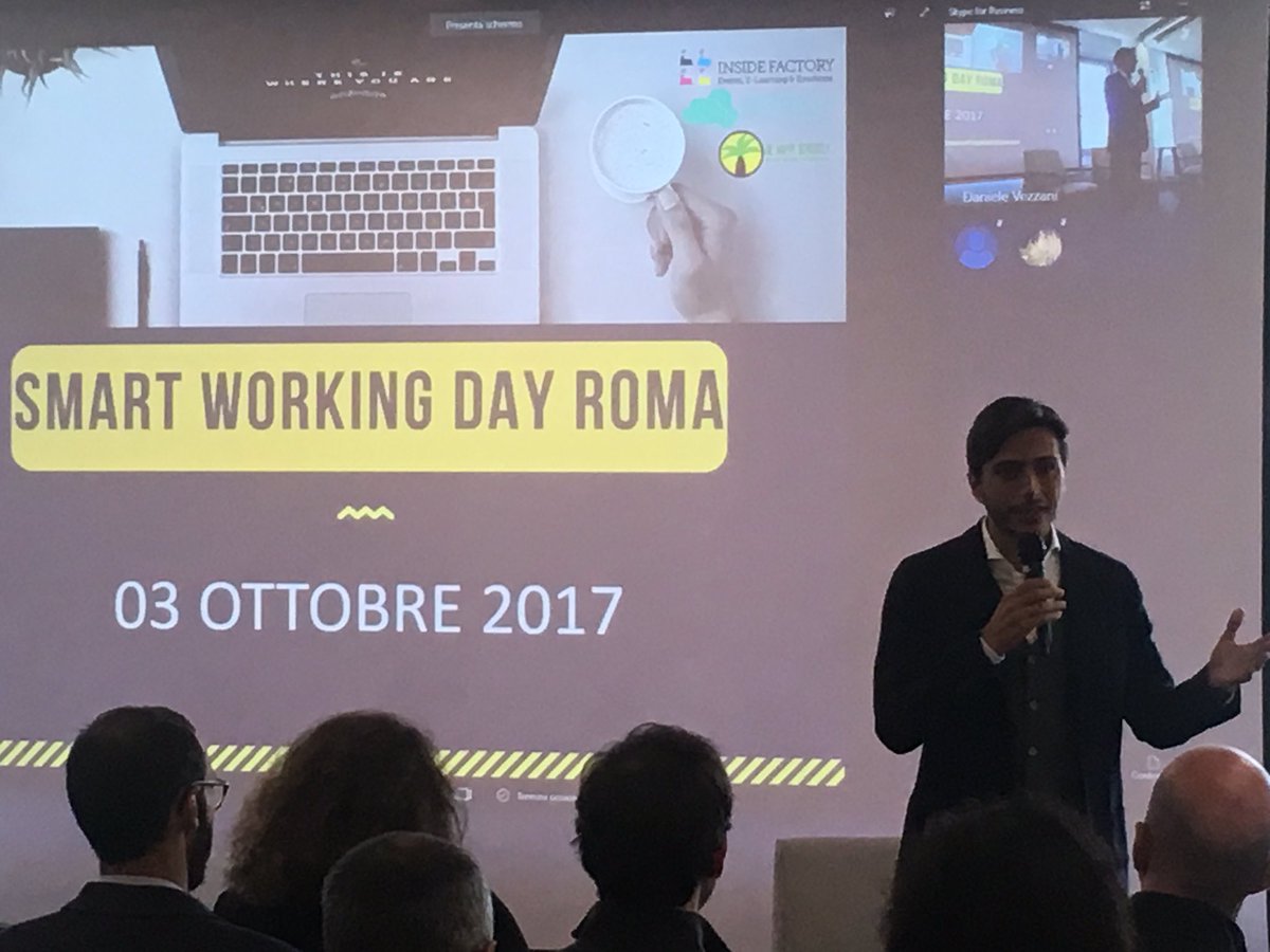 eFMnet's tweet photo. Si parte!
Il primo road-show verso lo #SmartWorking comincia dalla nostra Piazza!# @difausto: "Buon viaggio a tutti verso il #lavoroagile!" https://t.co/81TPIIs9J9