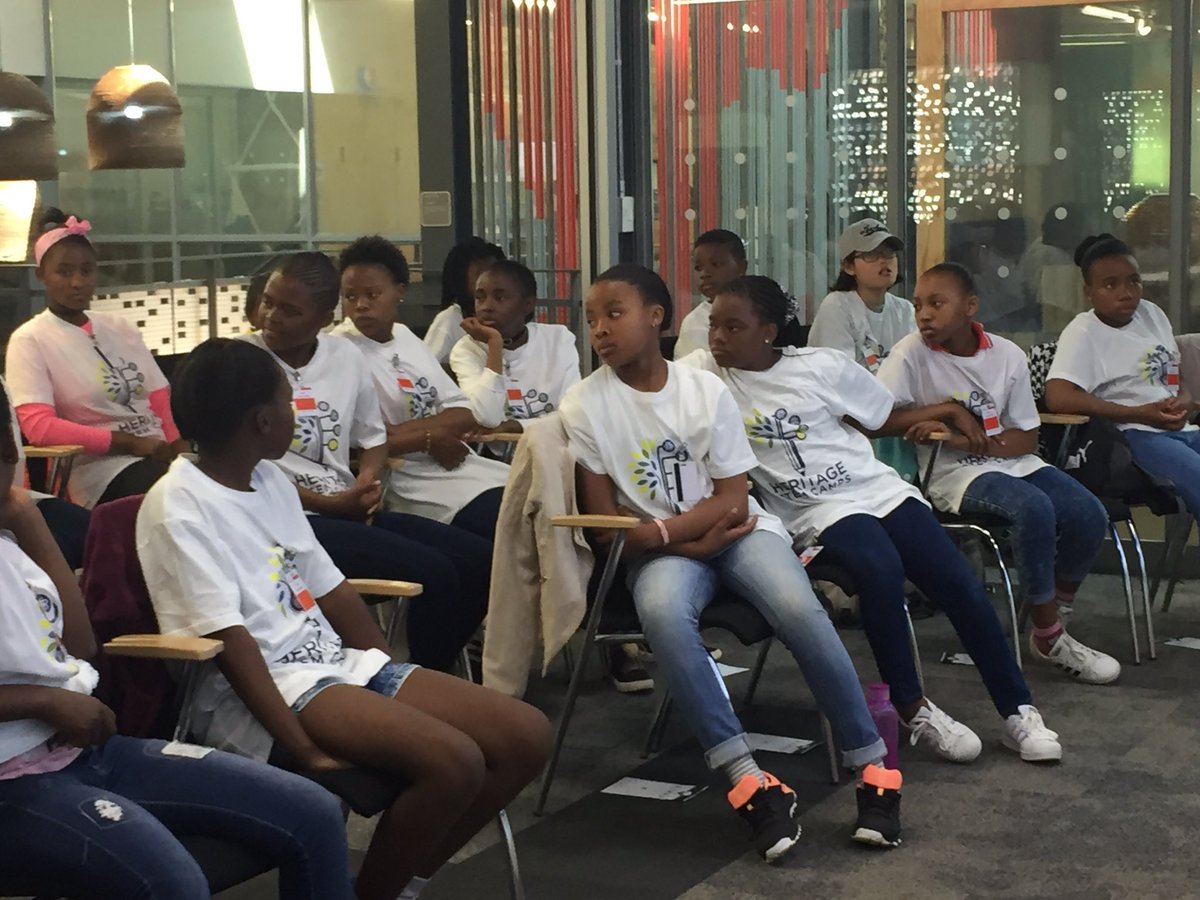 BhavyaR's tweet photo. Our upcoming Research Scientist Gciniwe Dlamini taking about the impactful projects in healthcare #IBMSA #IBMCyberDay4Girls #GirlsInSTEM https://t.co/H8nCYMmsei