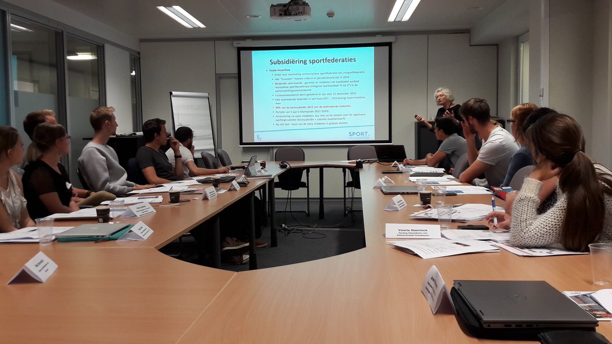 Basismodule nieuwe sportfederatiemedewerkers volop aan de gang omtrent nieuw decreet en sportkaderopleiding #VSF #SportVlaanderen #VTS