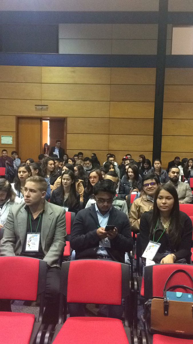 uptcradio's tweet photo. #Aestahora Congreso Internacional Administración y Gestión: Retos Directivos para una Nueva Generación de Organizadores #JornadaVieUPTC 2017 https://t.co/GbwKoE4Mp4