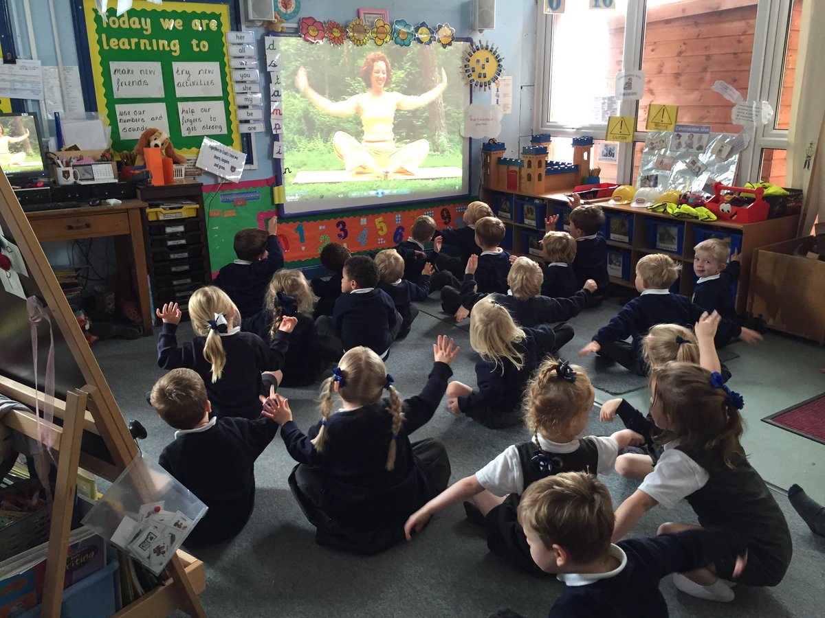 StAndrewsCoE's tweet photo. Yoga and music this afternoon in Reception. Great listening skills xx https://t.co/KwA9JBXm3F