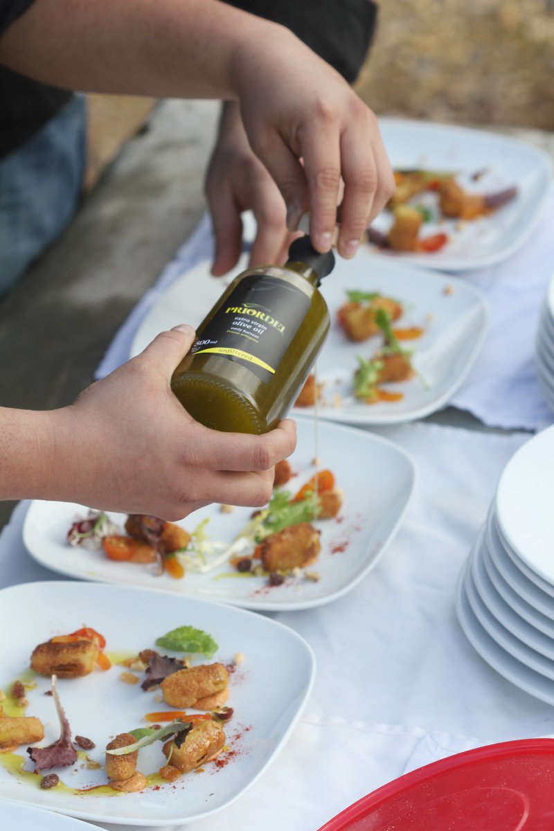 priordei's tweet image. Da un sabor extra a tus platos con nuestro aceite de oliva ¡Acertarás seguro!priordei.com