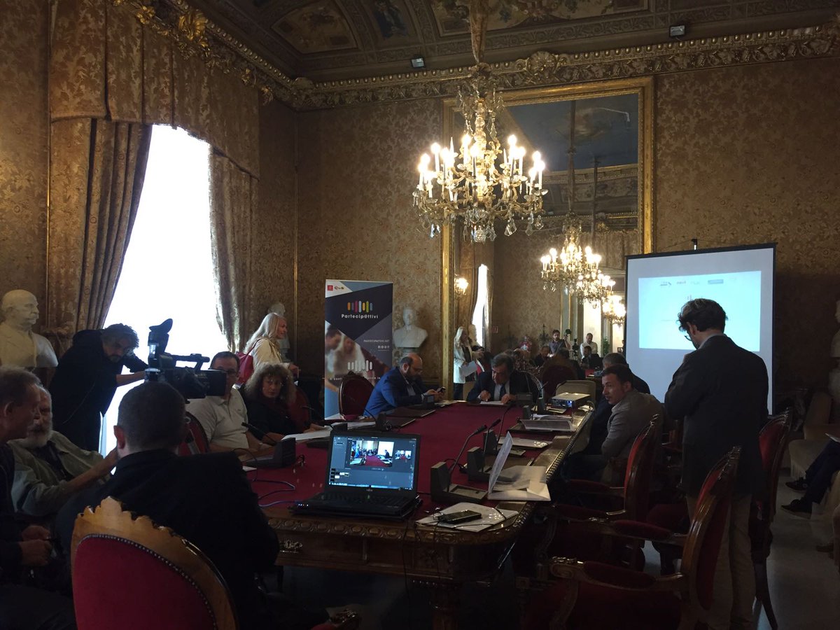 Appena cominciata la conferenza stampa di lancio di #partecipattivi_pa! SIAMO ONLINE SULLA PAGINA FB DEL COMUNE DI PALERMO!