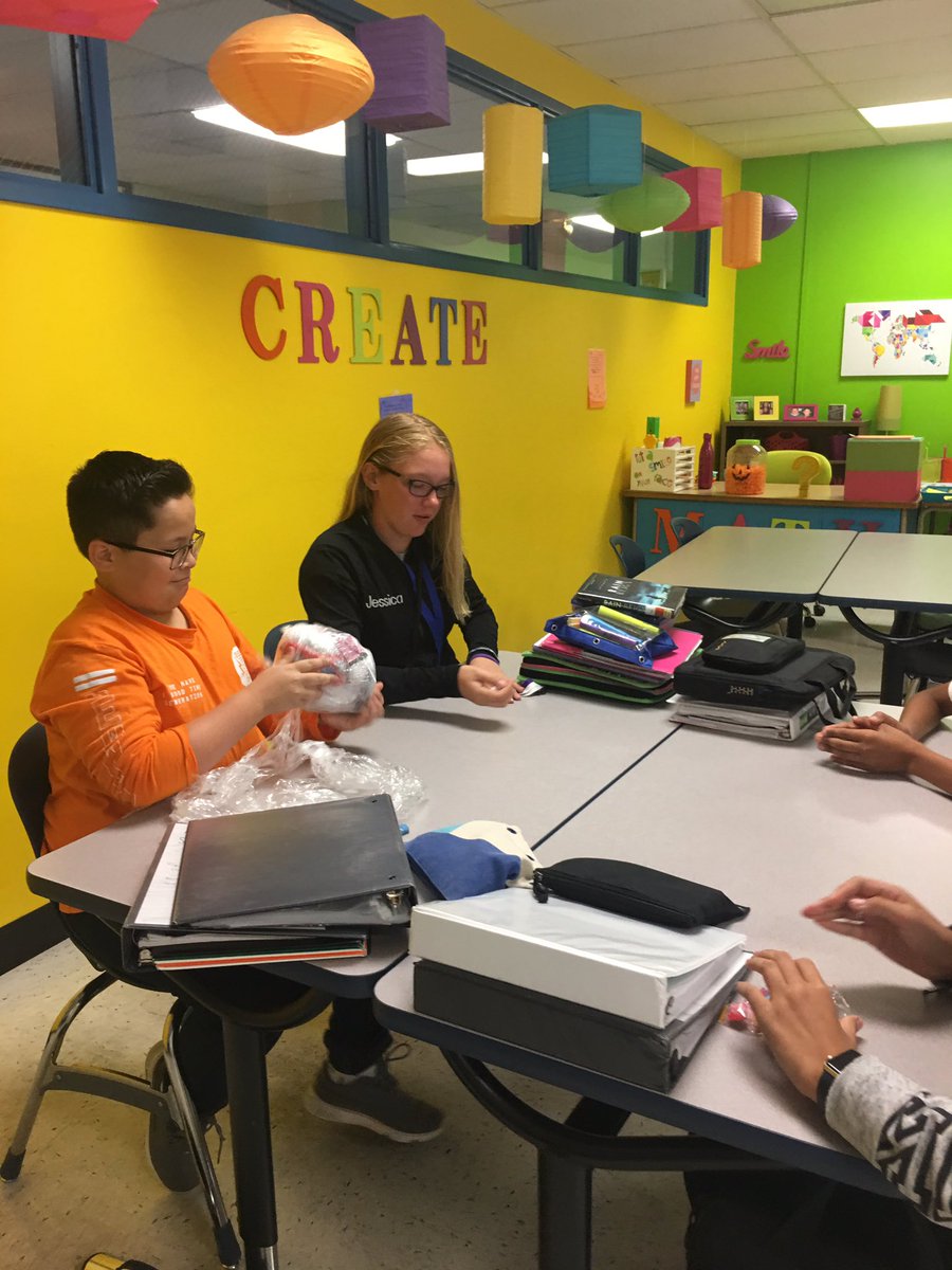 jhroom104's tweet photo. @WDJH_Panthers Time is underway. We are using lots of collaboration and problem solving skills. Great modeling! #wdsd7 #namethatnumber https://t.co/jOkdUsj3xz