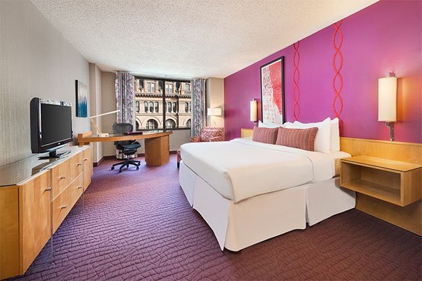 InterConMKE's tweet photo. October is #BreastCancerAwarenessMonth. Fight breast cancer in your sleep at our #PinkRooms. $25 goes to ABCD. https://t.co/A7xowPrWfz https://t.co/KnTGeyFuXl