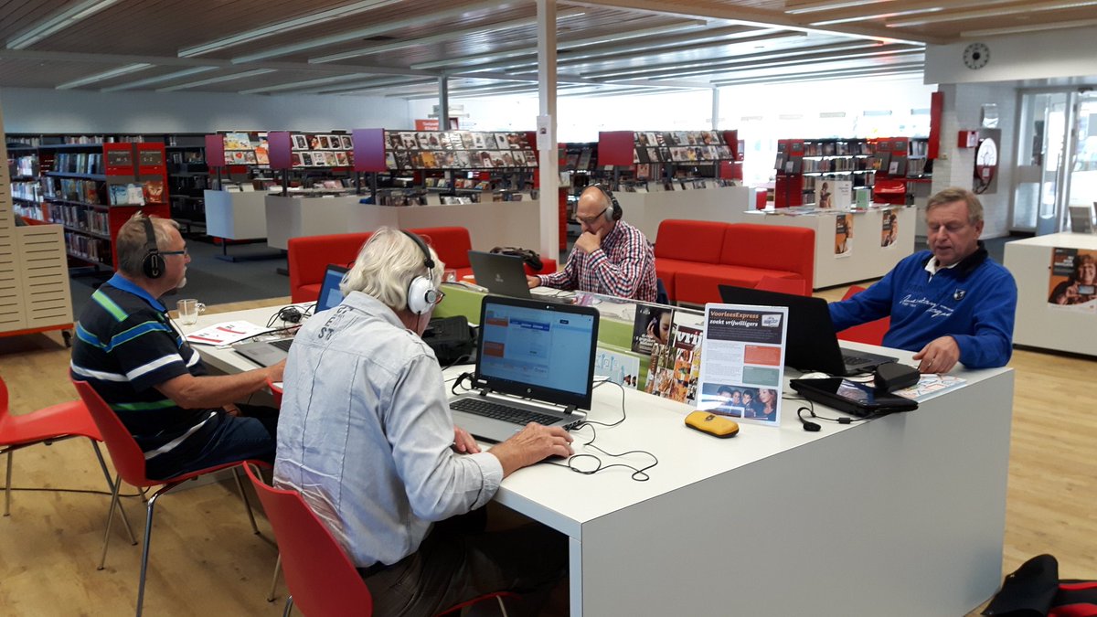 JannyBultman's tweet photo. We gaan beginnen! #KlikenTik #Elburg #computercursus https://t.co/YpMjWXkKZ1
