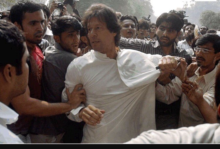 HniaziISF's tweet photo. @betterpakistan Where was nawaz shareef when we were fighting the dictator #EnoughSaid #NoSelfRespect #ScaredToResign #iqamaBoys #PanamaShareef #Darbaris https://t.co/bC8TOjKE3C