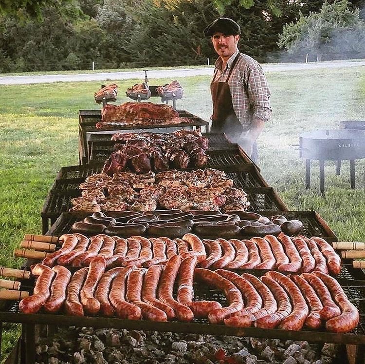 bentulatore's tweet photo. Ma voi non avete fame? #buonpranzo #sardinianstyle #vecchiamaniera #vegan #abbestia https://t.co/z4IJtJI7P9