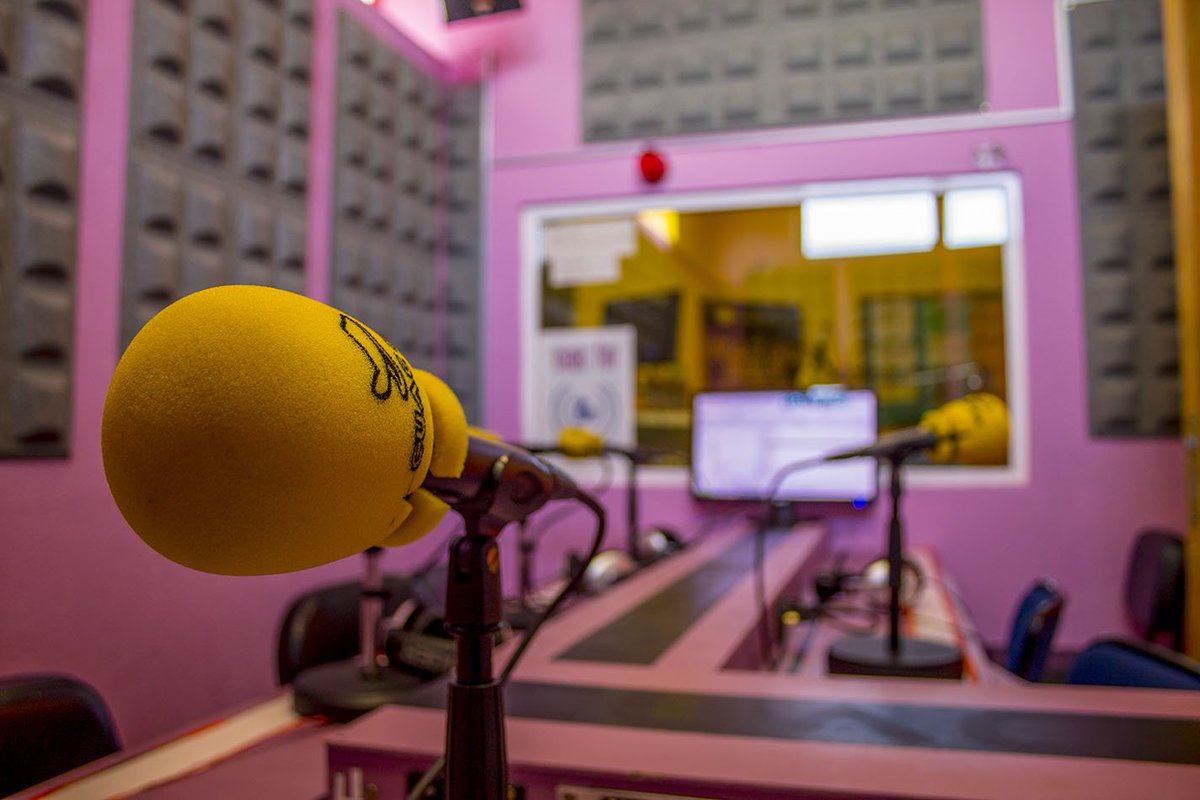 1,2,3 ... 1,2,3 probando... check, check, check...
04/10/2017 - 22.00 - 5ª Temporada <a href="/RadiocassetteFm/">Radiocassette CuacFm</a>