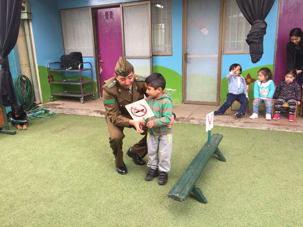 PerrosSec's tweet photo. Diferentes comunas, tiene el honor de visitar la sección, a entregar alegría y amor a nuestros niños@ https://t.co/4eKXOGI3TT