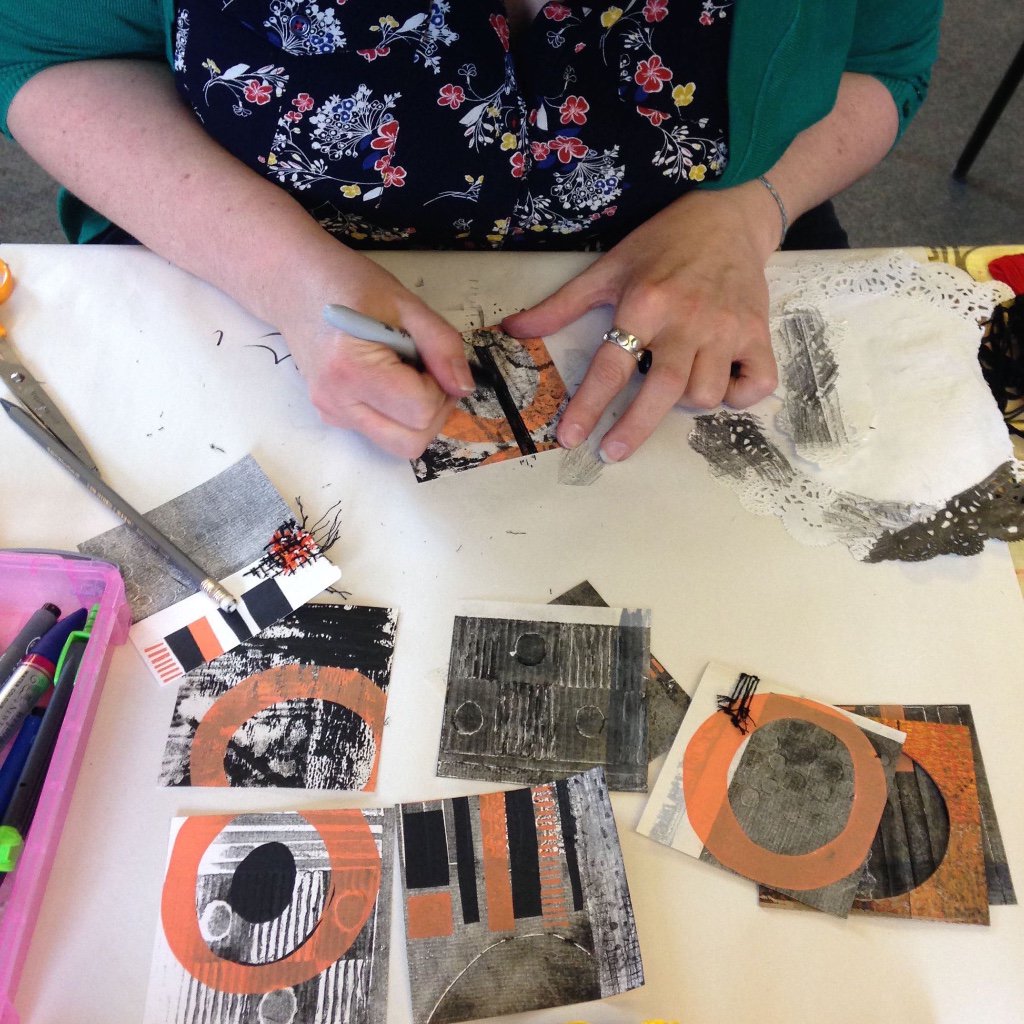 artpocketuk's tweet photo. ALL WELCOME! #openevening 09/10/17 5-8pm #art #design #textiles #fashion #bookarts #FoundationDip #craft #print https://t.co/mAx3LwxMcN https://t.co/XmtQH1SKvX