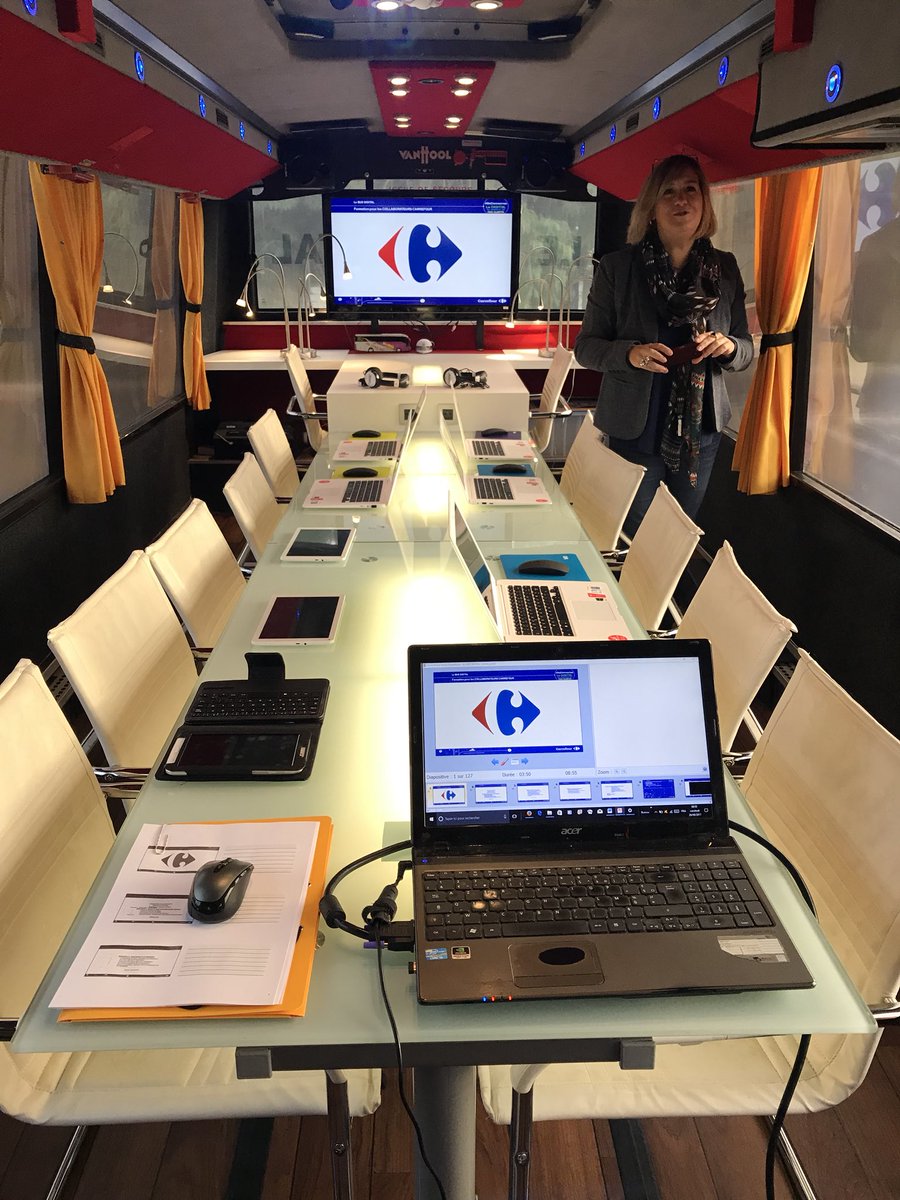 aborges_mkt's tweet photo. Our #POC #Digital_Bus #Carrefour is on the road. Bringing our #learning_experience to the next level. Thx to all teams that make it possible https://t.co/9xDaCWAjDK