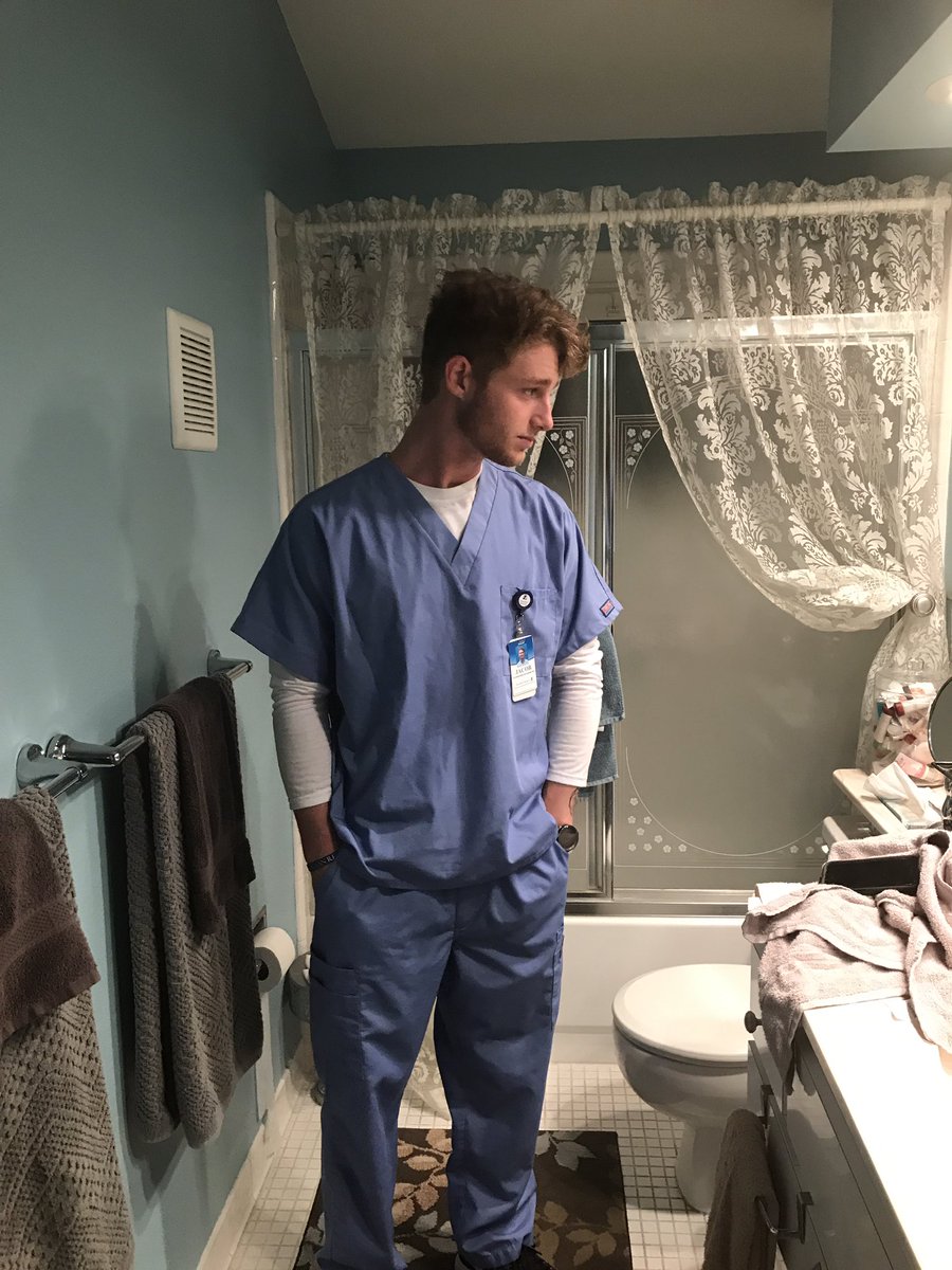 JasonWagers's tweet image. First day in scrubs