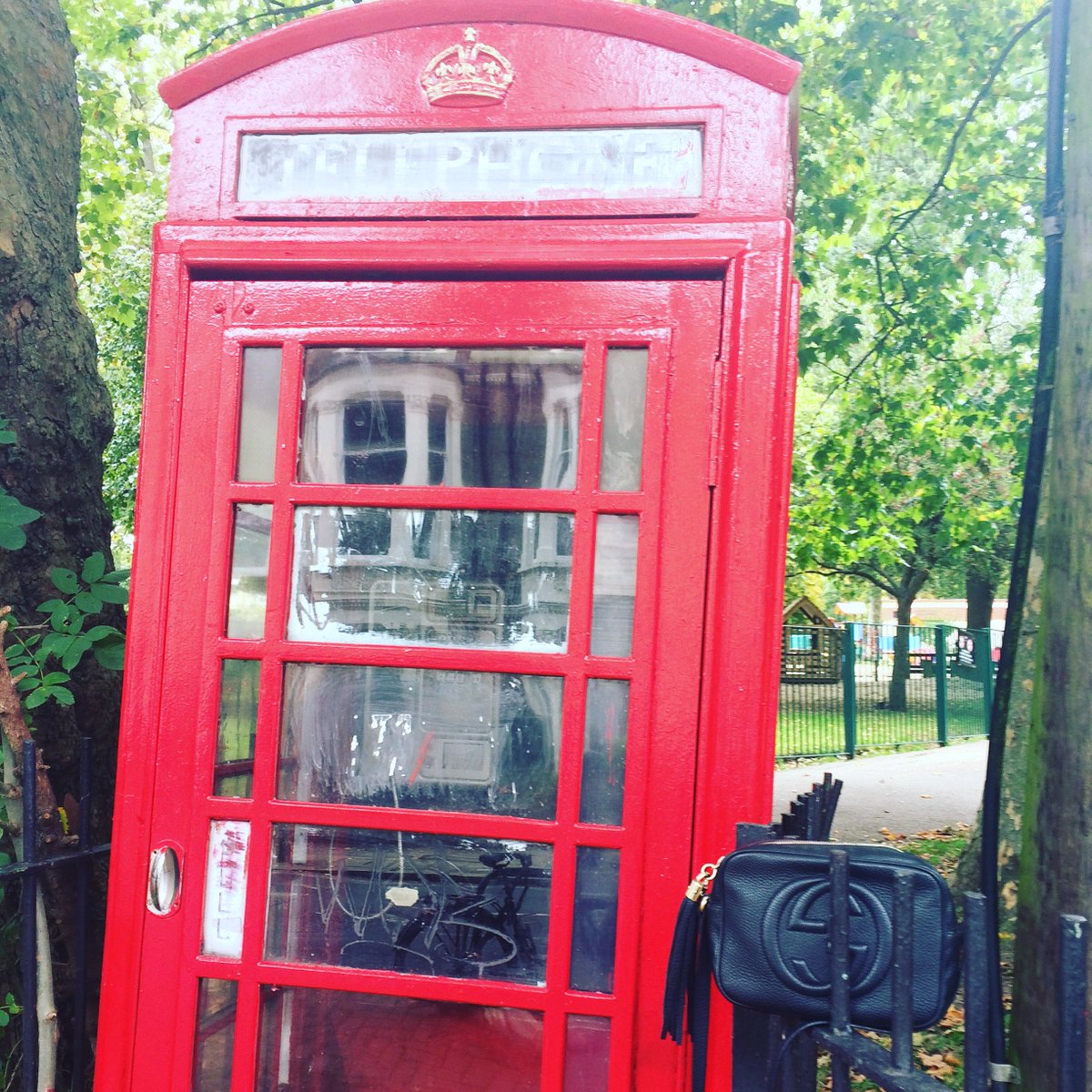 ShareOurStyle's tweet photo. When @gucci's on the phone you know it's going to be a good day. Let's #ShareOurStyle #phonebox #tuesdaythoughts #borrowdontbuy https://t.co/zeQBD46uaE