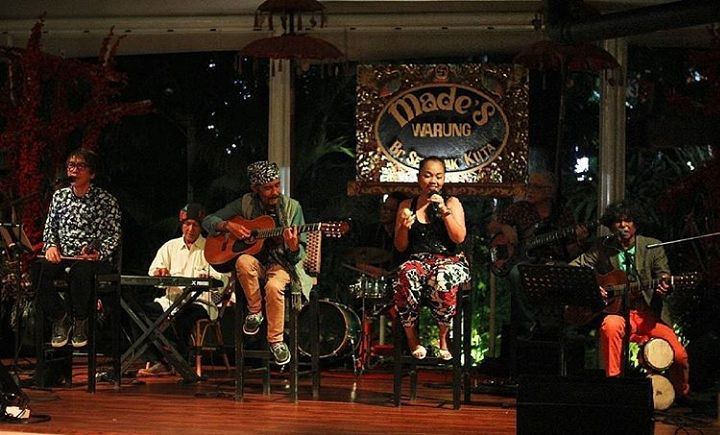 madeswarung's tweet photo. LIVE MUSIC !!! TROPICAL TRANSIT BAND

TUESDAY NIGHT 
09.00PM - ONWARDS

#madeswarung #warungmade #tropicaltransit … https://t.co/6prXrG7Ctf https://t.co/JX8OAzPEZe
