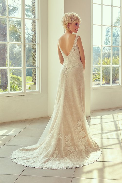 CLOSING DOWN SALE: 2716 (by Benjamin Roberts) size 14

Was £1349, now £674.50
Contact us today on 01635 35113

#Berkshire #Bridalsale #Bride