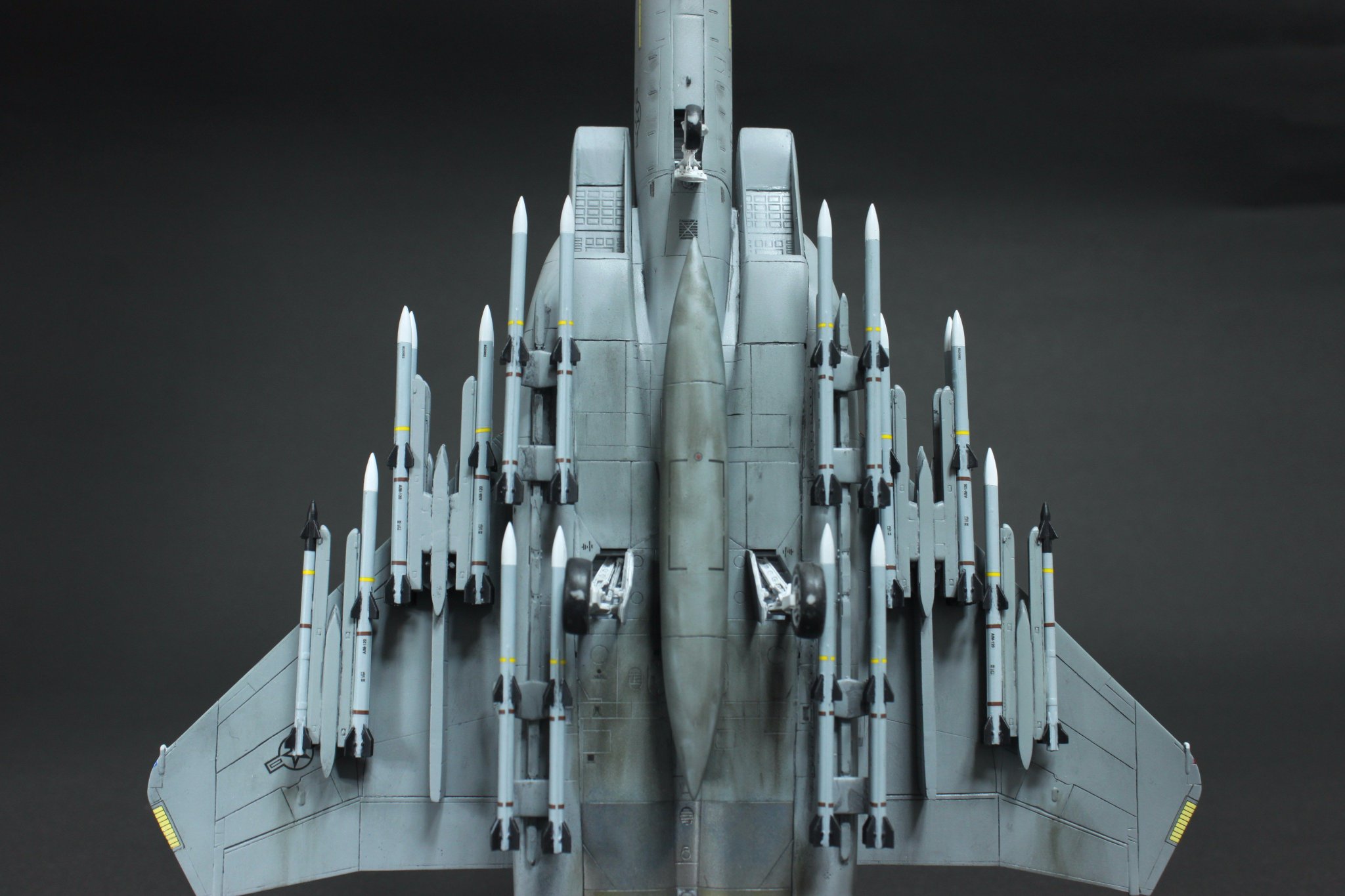 DLN_8nPVYAIZrce.jpg:large